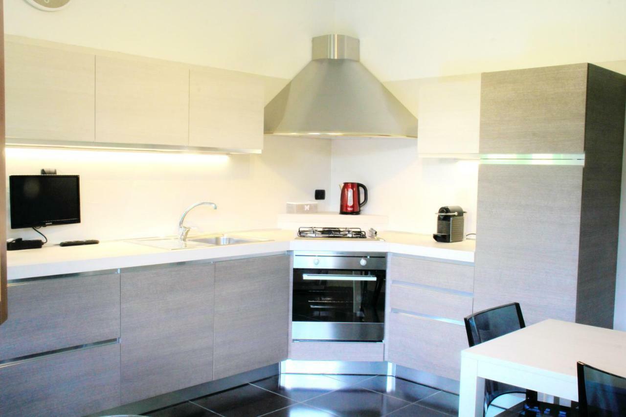 Villa Milena Arese Luaran gambar
