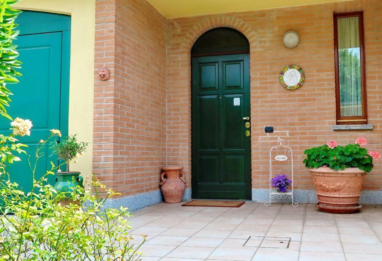 Villa Milena Arese Luaran gambar
